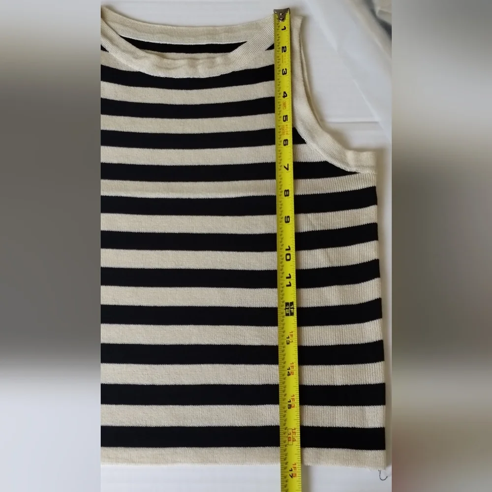 Vest Tank - Picture 4 of 5